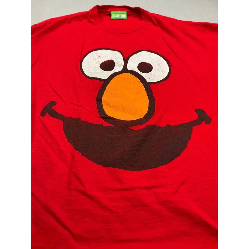 Sesame Street Vintage Elmo Big Face Graphic‎ T-Shirt Red Large 2009 Streetwear